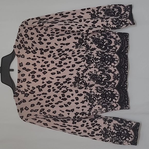 ALMOST FAMOUS Animal Print And Lace V-neck Cropped Cardigan Size L - Picture 3 of 7
